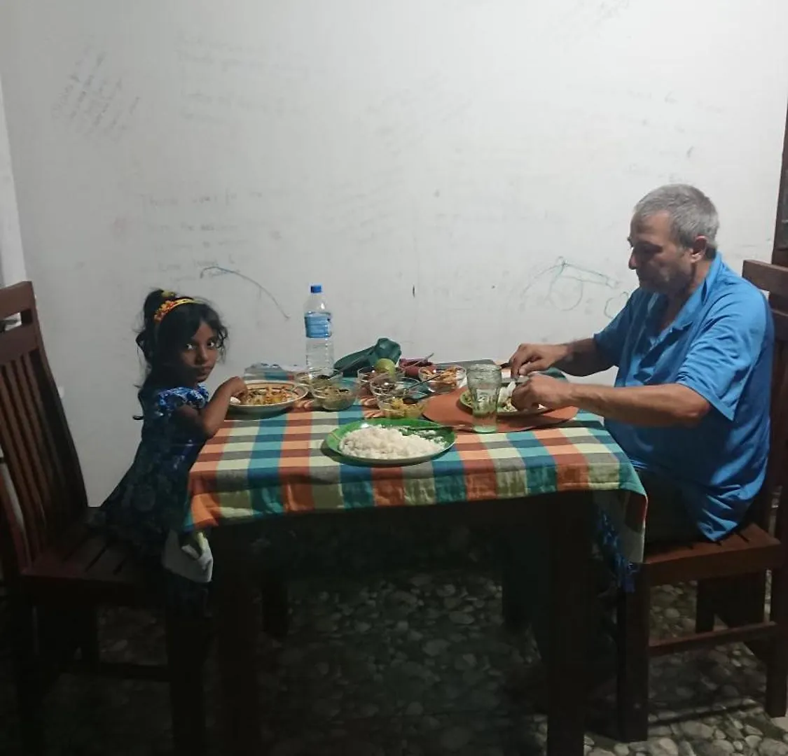 Dilanya Home Habarana 0*,